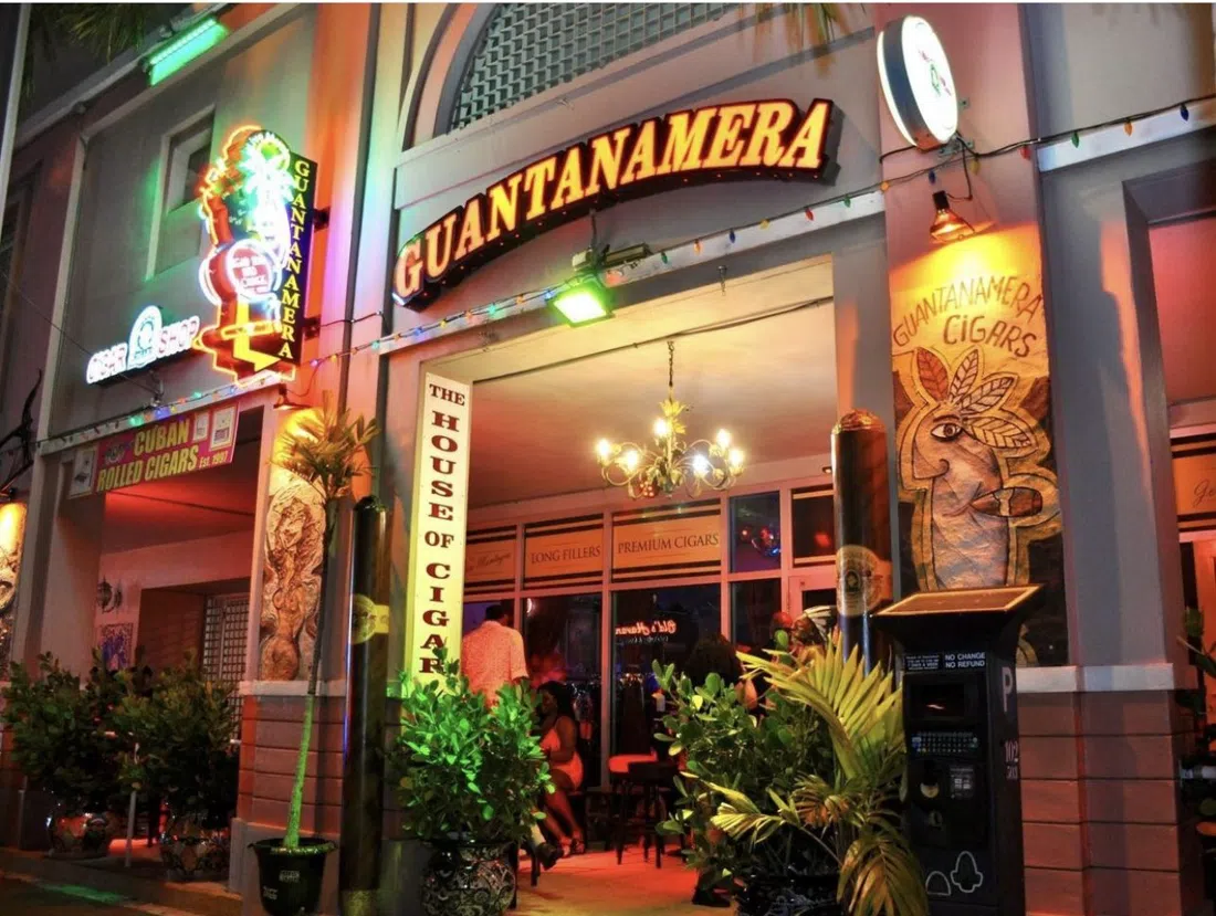 Guantanamera Cigars & Café, Miami